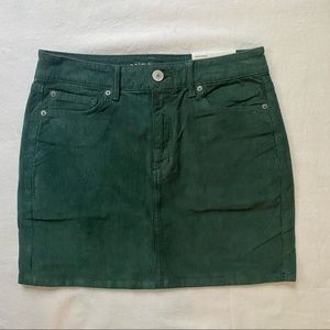 NWT AE Green Corduroy Skirt
